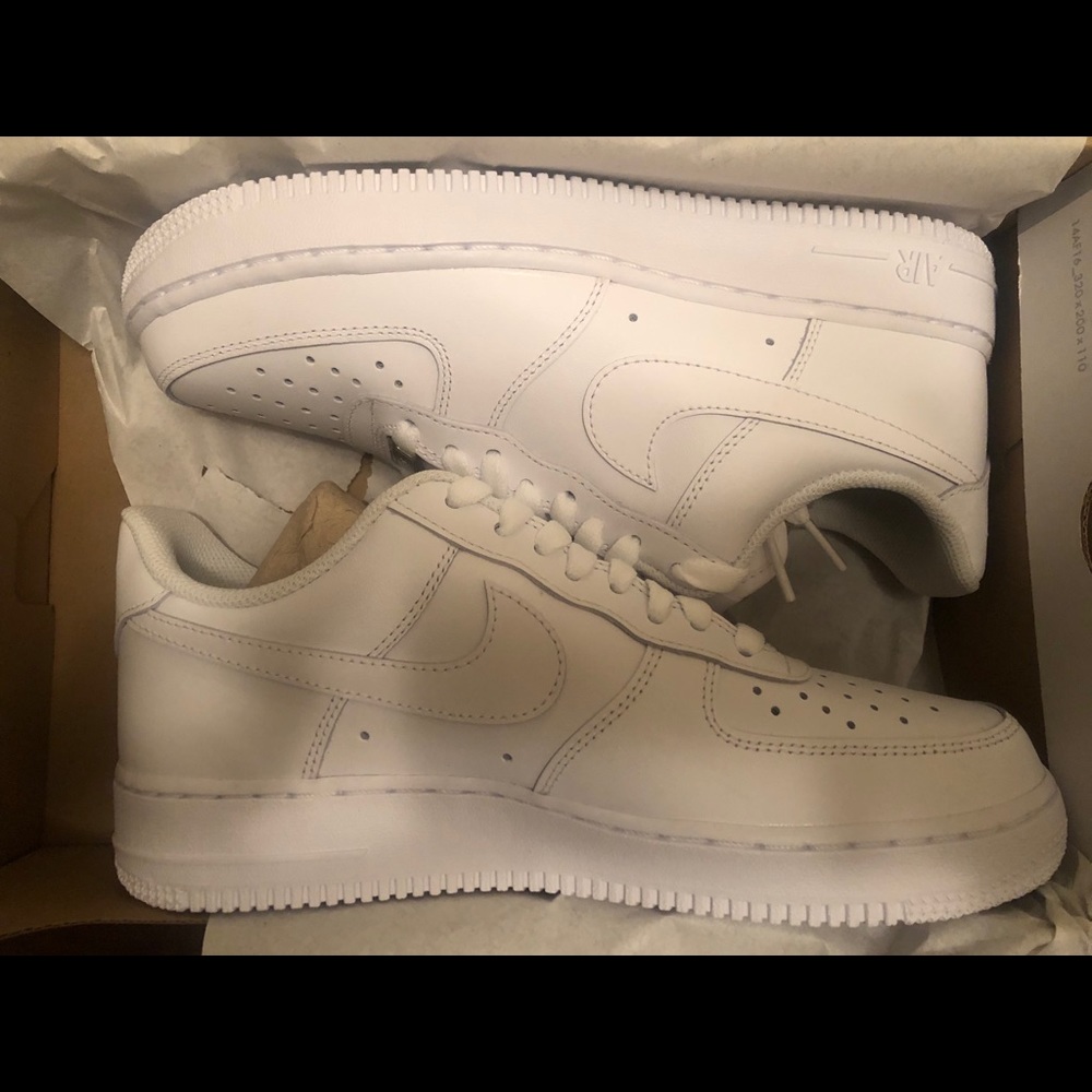 NWT Women’s Nike Airforce Ones